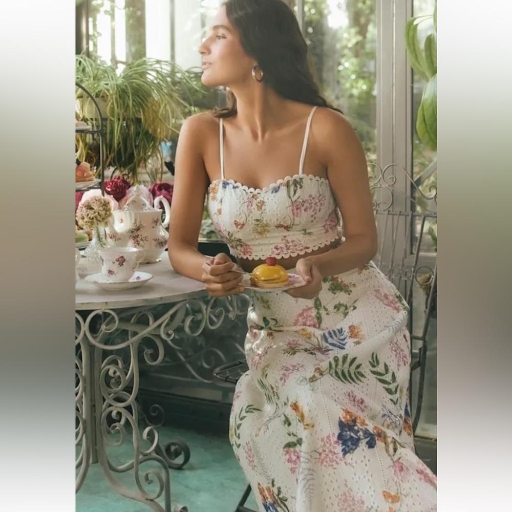 Floral Scalloped Cropped Camisole and Skirt Set - White Floral